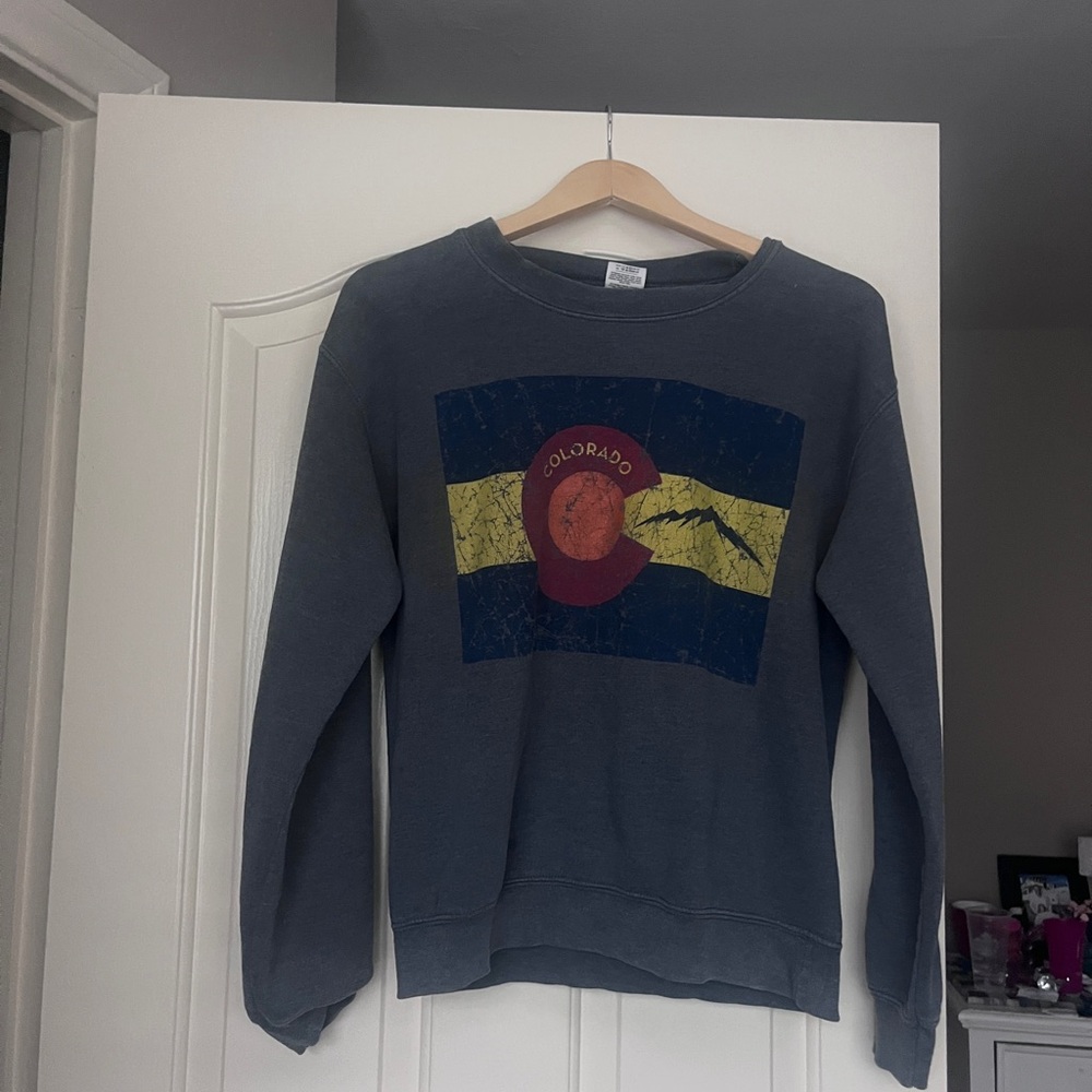 Gray Crewneck Sweater with Colorado Graphic